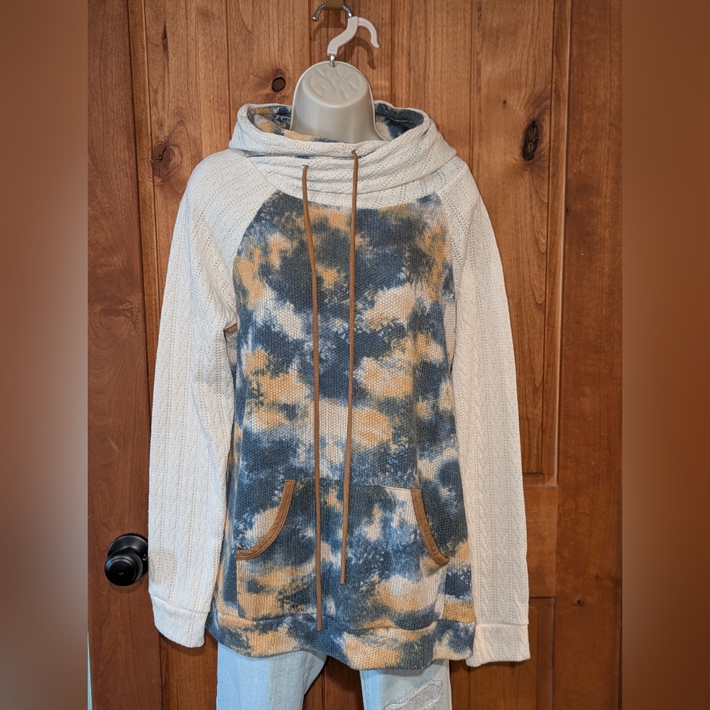 7th Ray Women's Tie-Dye Hoodie With Knit Sleeves‎ - Blue, Cream, Tan